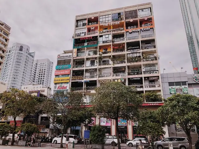 Chung Cư 42 Nguyễn Huệ: Hành Trình Khám Phá Không Gian Sống Ảo Và Ẩm Thực Đắt Giá Sài Gòn