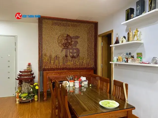 Rèm Che Bàn Thờ Treo Tường: Hướng Dẫn Toàn Diện Cho Chung Cư Hà Nội