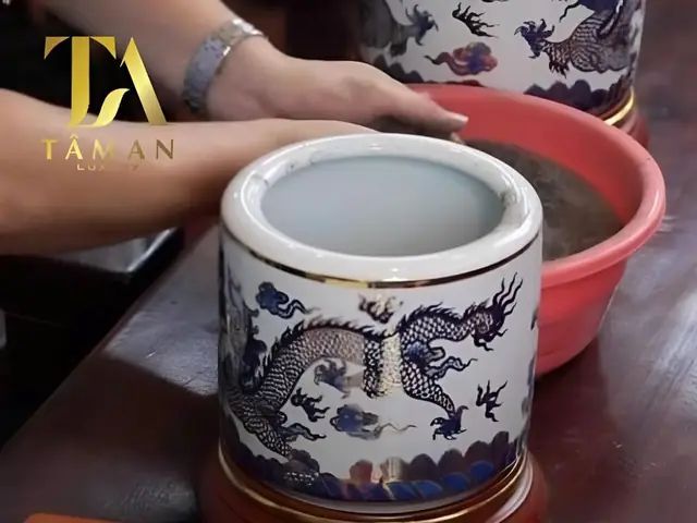 Bốc Bát Hương Nhà Chung Cư Đúng Chuẩn: Hướng Dẫn Chi Tiết