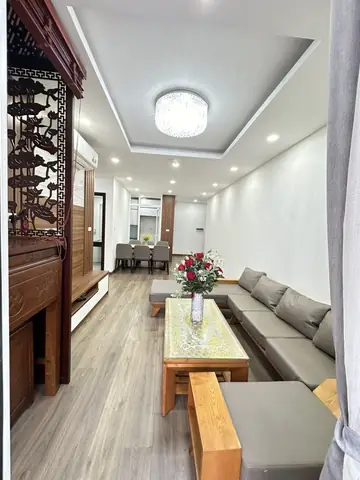 Chung Cư A10 Nam Trung Yên: Đánh Giá Chi Tiết Và So Sánh