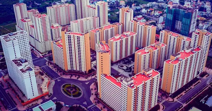 Chung Cư Bỏ Hoang Quận 2: Phân Tích 5 Dự Án Điển Hình Và Bài Học Đắt Giá Chung Cư Bỏ Hoang Quận 2: Phân Tích 5 Dự Án Điển Hình Và Bài Học Đắt Giá