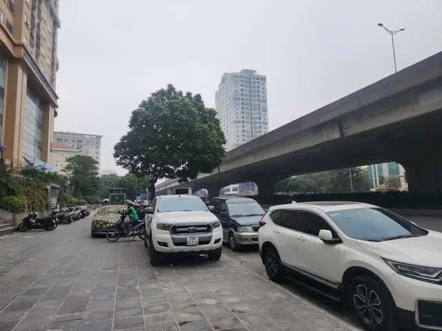 Chung Cư Kim Văn Kim Lũ: Đánh Giá Toàn Diện Về Vấn Đề Lấn Chiếm Vỉa Hè Và Giải Pháp Chung Cư Kim Văn Kim Lũ: Đánh Giá Toàn Diện Về Vấn Đề Lấn Chiếm Vỉa Hè Và Giải Pháp