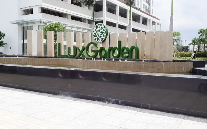 Đánh Giá Chi Tiết Chung Cư Luxgarden Quận 7: Vị Trí Vàng, Tiện Ích Đẳng Cấp Hay Chỉ Là Cảm Xúc?