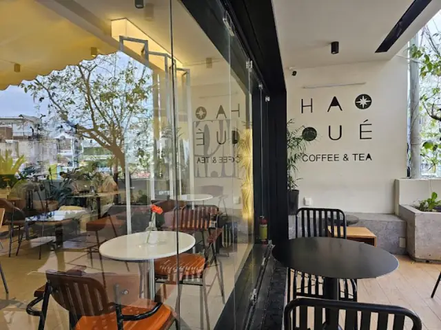 Đánh Giá Chi Tiết Chung Cư 35 Nguyễn Văn Tráng: Điểm Đến Văn Hóa Và Giải Trí Độc Đáo Giữa Lòng Quận 1