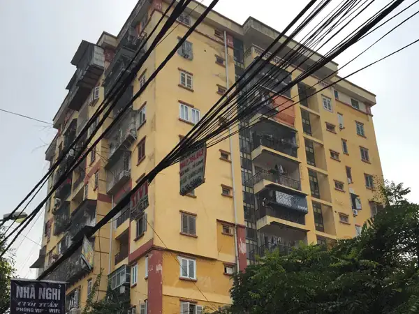 Chung Cư Nhà G Đền Lừ: Đánh Giá Thực Tế Về Tình Trạng Xuống Cấp Nghiêm Trọng