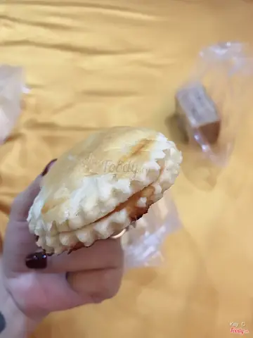 Đánh Giá Bánh Su Kem Chung Cư A2 Phan Xích Long: Thử Thách Chất Lượng Từ Một Quán Ăn Vặt "cộng Đồng"