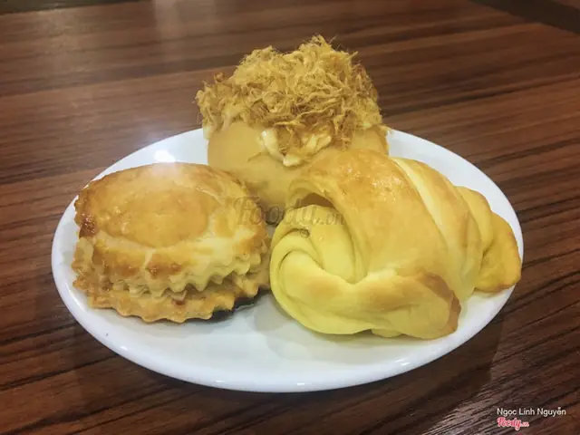 Đánh Giá Bánh Su Kem Chung Cư A2 Phan Xích Long: Thử Thách Chất Lượng Từ Một Quán Ăn Vặt "cộng Đồng"