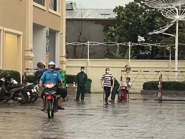 Phong Tỏa Chung Cư Trong Đại Dịch: Bài Học Từ Sự Kiện Stown Thủ Đức Phong Tỏa Chung Cư Trong Đại Dịch: Bài Học Từ Sự Kiện Stown Thủ Đức