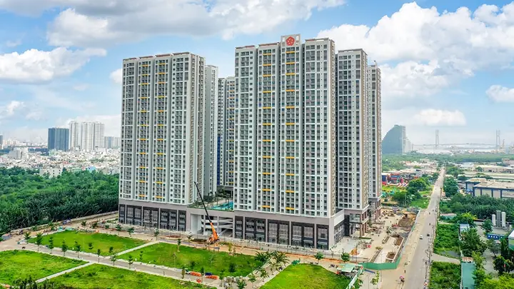 Có 5 Tỷ Nên Mua Nhà Đất Hay Chung Cư? Phân Tích Toàn Diện 2026