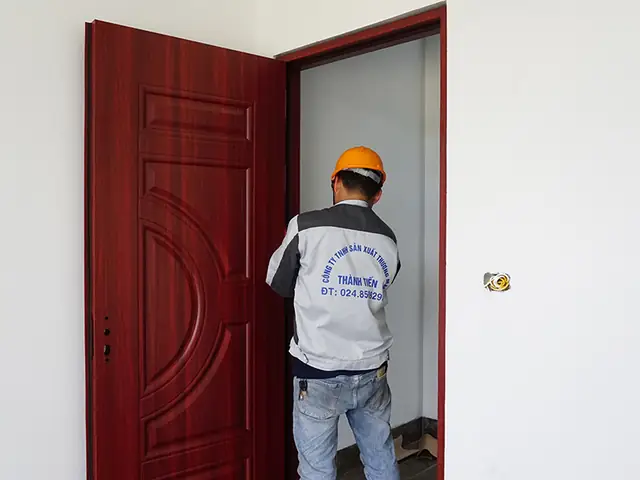 Cửa Chống Cháy Chung Cư: Đánh Giá Chi Tiết Và Lời Khuyên Lựa Chọn Thông Minh