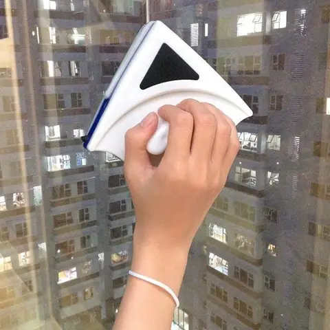 Đánh Giá Chi Tiết Dụng Cụ Lau Kính 2 Mặt Cho Chung Cư: Tối Ưu Hóa Công Việc Vệ Sinh