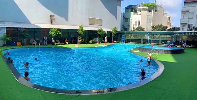 Hồ Bơi Chung Cư Phú Thạnh: Đánh Giá Chi Tiết Và Lý Do Nên Thử