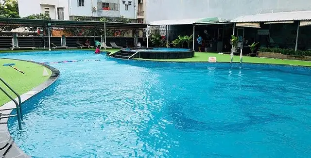 Hồ Bơi Chung Cư Phú Thạnh: Đánh Giá Chi Tiết Và Lý Do Nên Thử