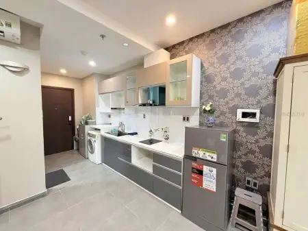 Đánh Giá Chi Tiết Chung Cư Sky Center: Ưu Điểm, Nhược Điểm Và Bảng Giá Thuê Thực Tế