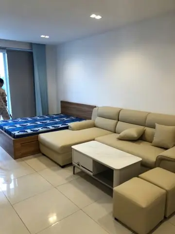 Đánh Giá Chi Tiết Chung Cư Sky Center: Ưu Điểm, Nhược Điểm Và Bảng Giá Thuê Thực Tế