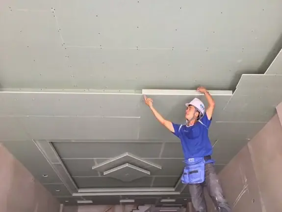Chiều Cao Trần Chung Cư Hợp Lý: Tiêu Chuẩn Kỹ Thuật & Lưu Ý Thực Tế