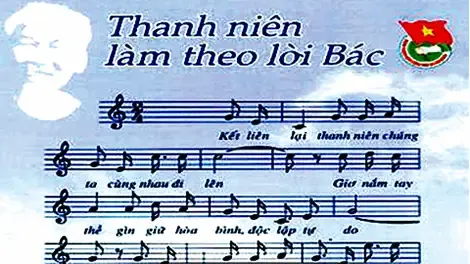 Cảnh sát phong tỏa và khám nghiệm khu vực phát hiện thi thể nạn nhân