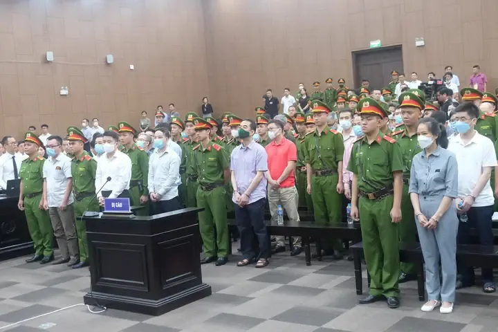Thẩm Phán Vũ Quang Huy là Ai