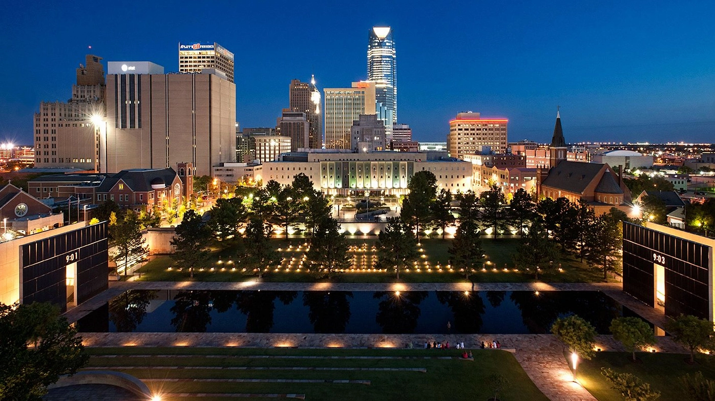 Oklahoma: Khám Phá Vẻ Đẹp và Tiềm Năng Của Vùng Đất Giàu Có Đài tưởng niệm Quốc gia Oklahoma City