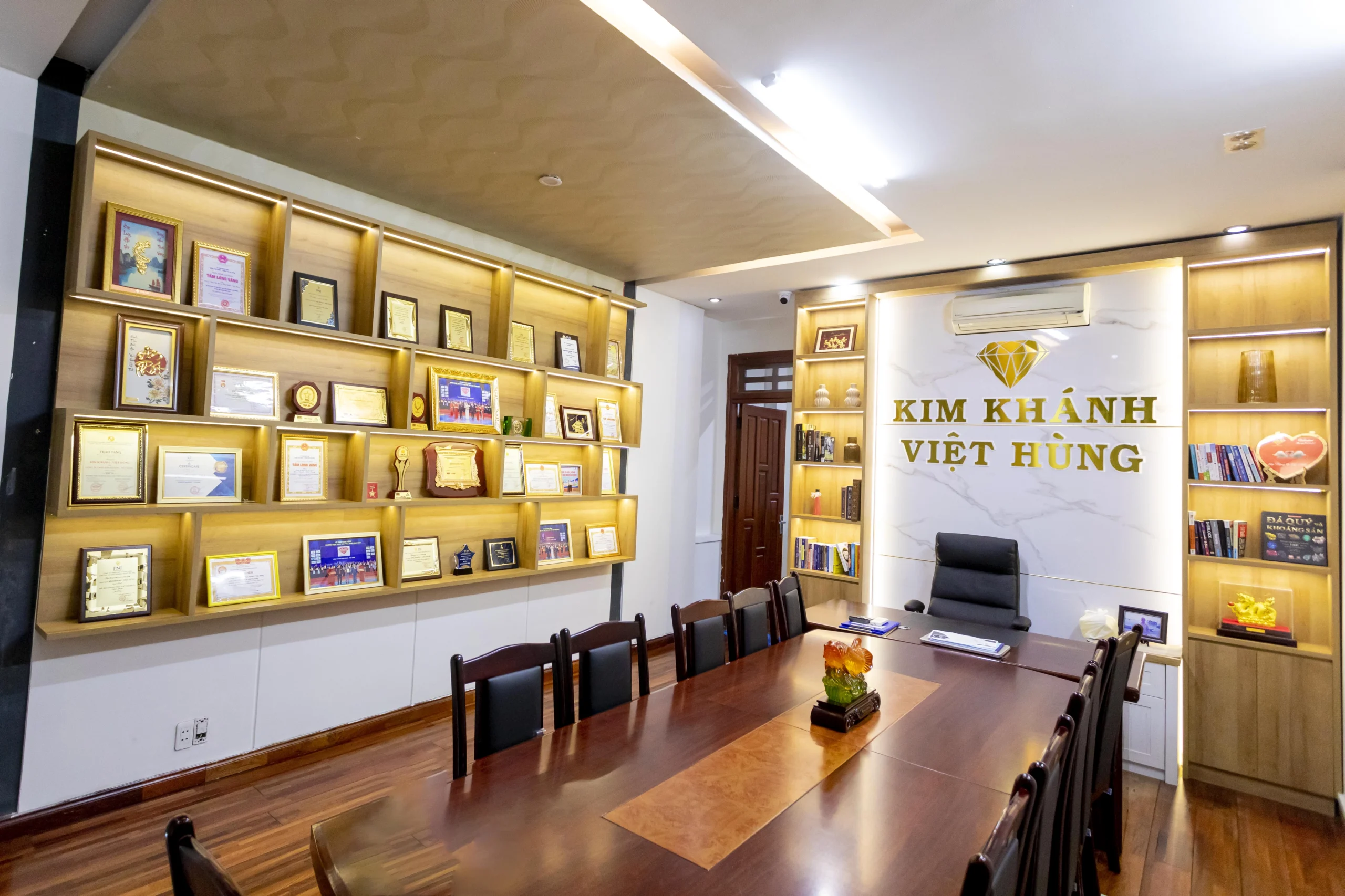 Kim Khánh Việt Hùng: Chuyên Gia Bất Động Sản Sáng Giá 2026 Bản đồ quy hoạch phát triển bất động sản
