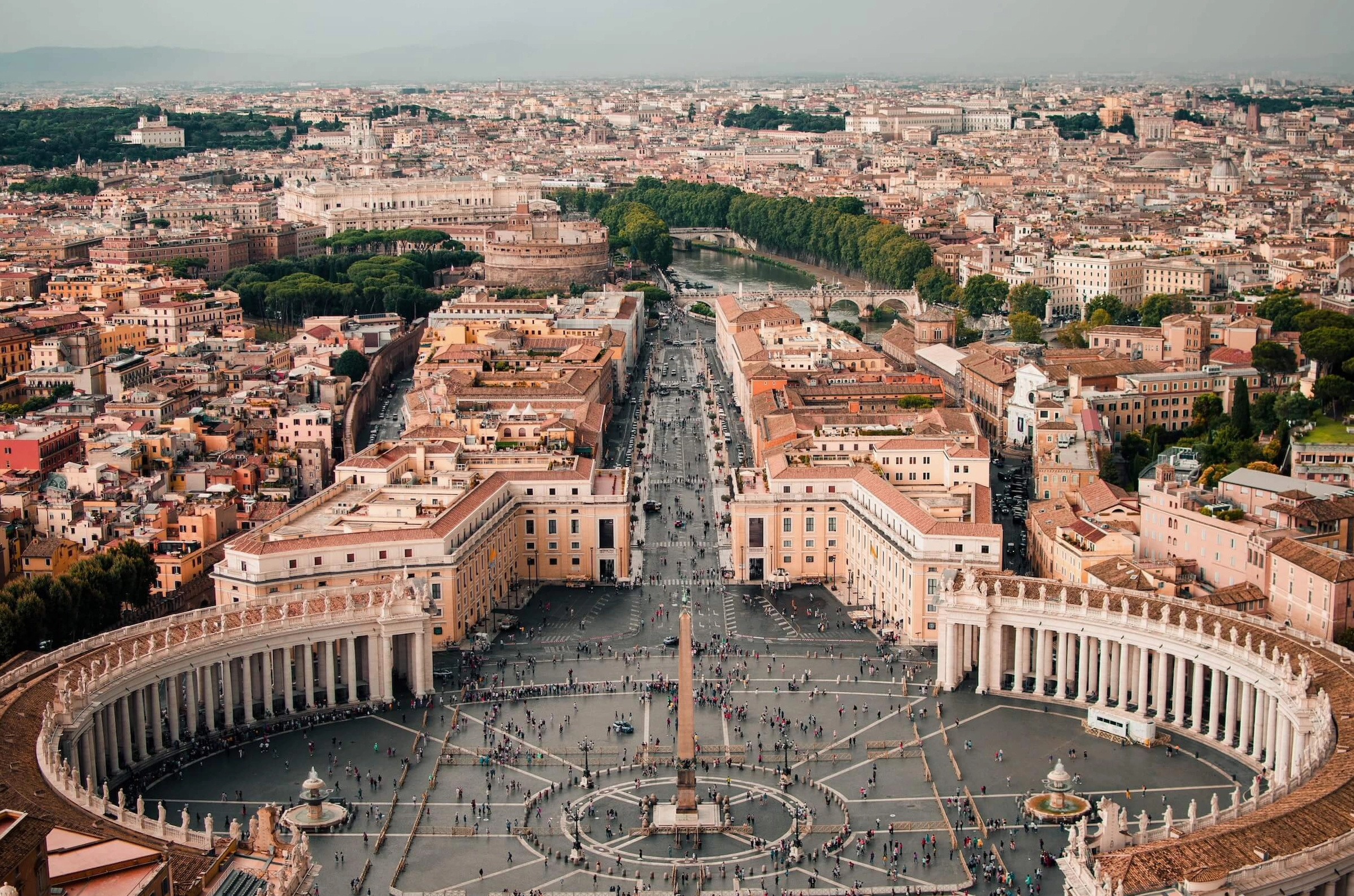 Vatican Thuộc Nước Nào? Khám Phá Trái Tim Công Giáo Thế Giới Bên trong Bảo tàng Vatican