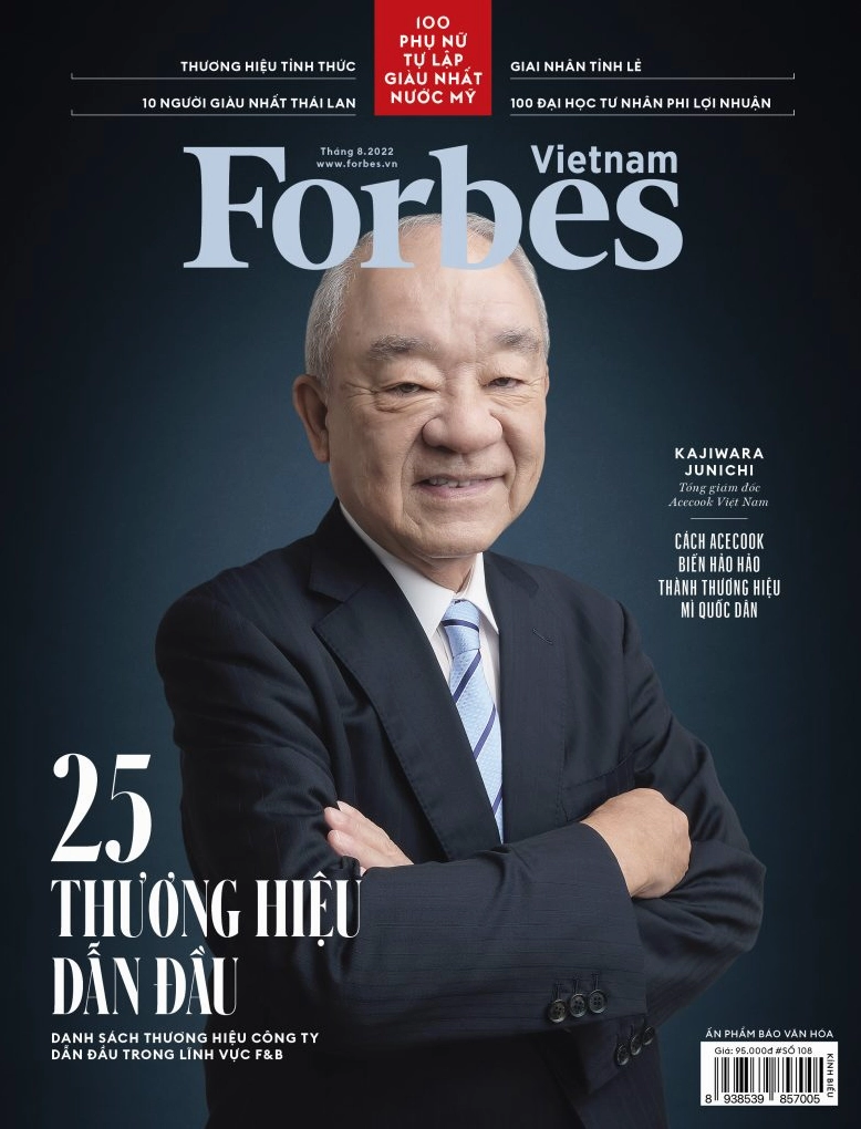 Acecook của nước nào? Lịch sử và sự phát triển tại Việt Nam 2026 Bìa tạp chí Forbes với thông tin về các thương hiệu