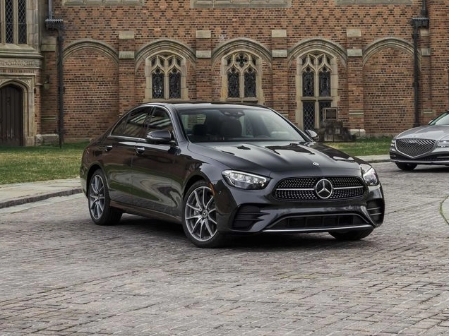 Mercedes của nước nào? Lịch sử và sự phát triển đầy tự hào Các mẫu xe Mercedes-Benz đa dạng