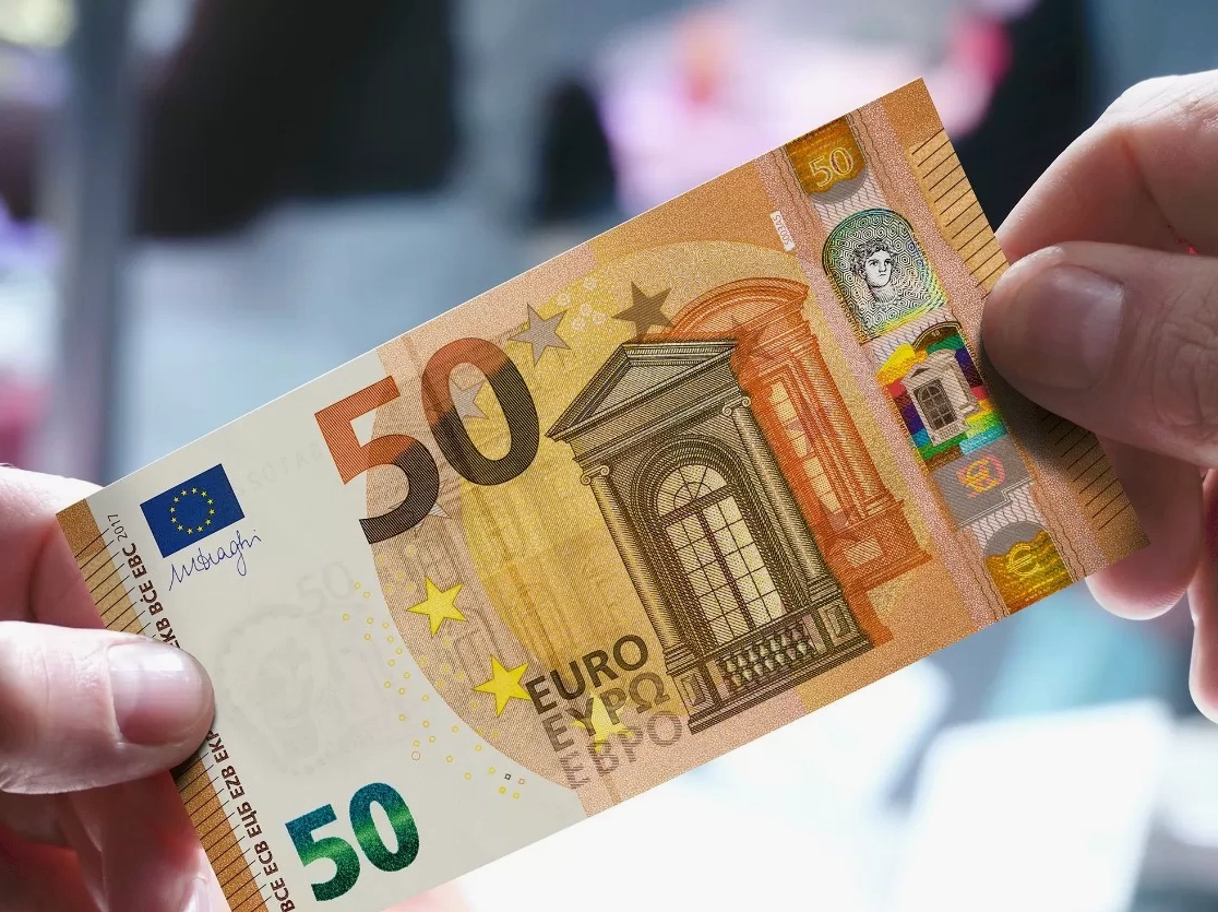 Đồng Euro của nước nào? Khám phá lịch sử và tương lai tiền tệ châu Âu Các mệnh giá tiền giấy Euro