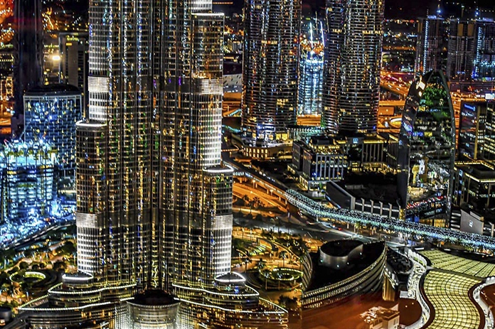 Cảnh quan thành phố Dubai về đêm