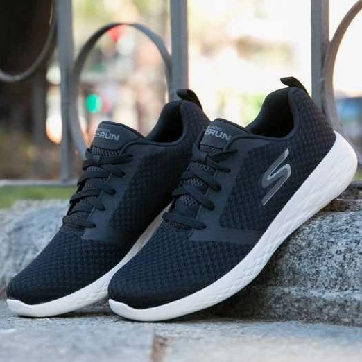 Công nghệ giày Skechers