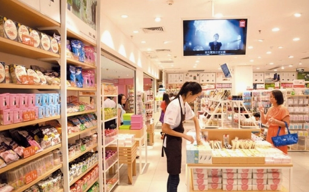 Cửa hàng Miniso với nhiều sản phẩm bắt mắt