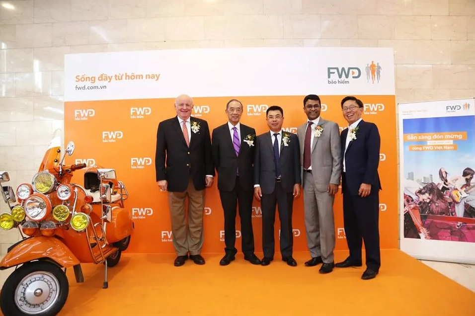 FWD Việt Nam ra mắt
