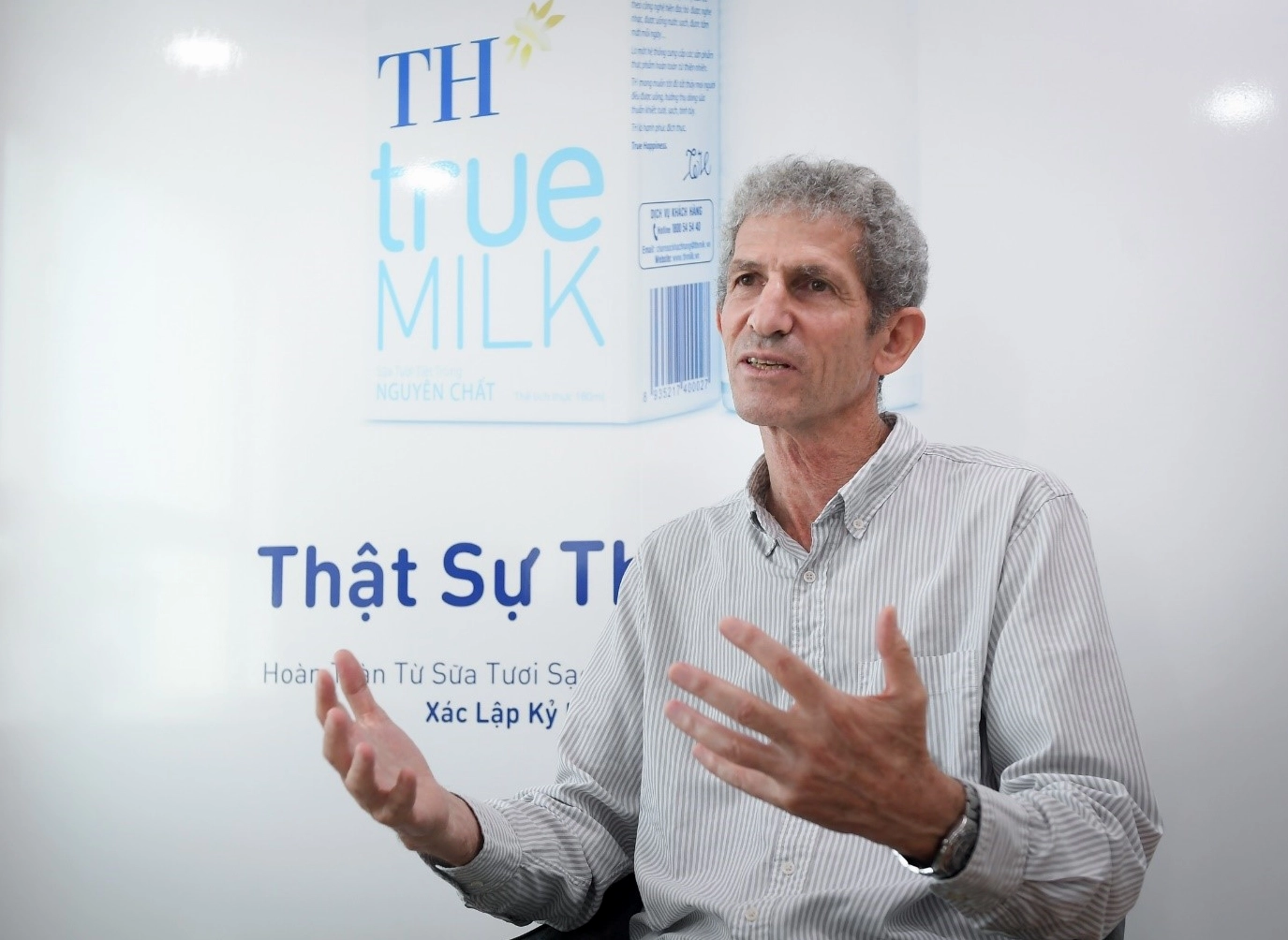 TH True Milk của nước nào? Hé lộ bí mật đằng sau thương hiệu sữa Việt Nam Gia đình thưởng thức sữa TH True Milk