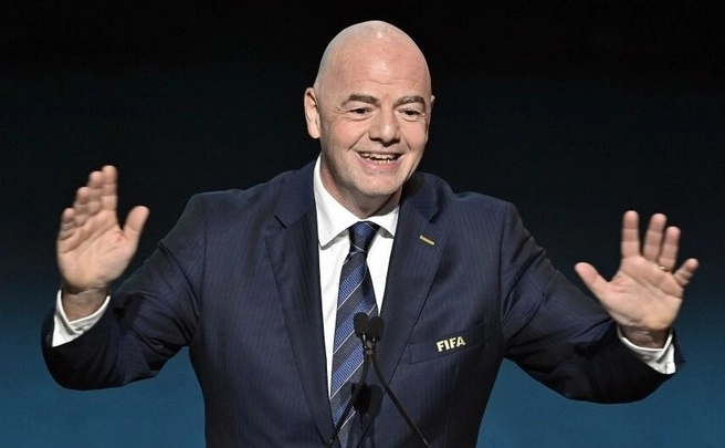 Chủ tịch FIFA là người nước nào? Tiểu sử Gianni Infantino Gianni Infantino phát biểu tại sự kiện FIFA