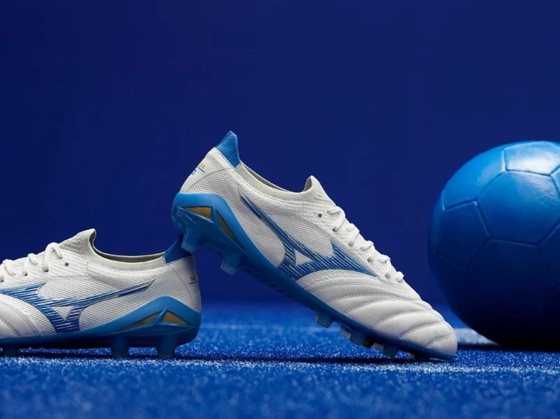 Giày đá bóng Mizuno Mugen