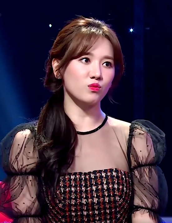 Hari Won Là Người Nước Nào? Hé Lộ Hành Trình Tại Việt Nam Hari Won trong chương trình truyền hình