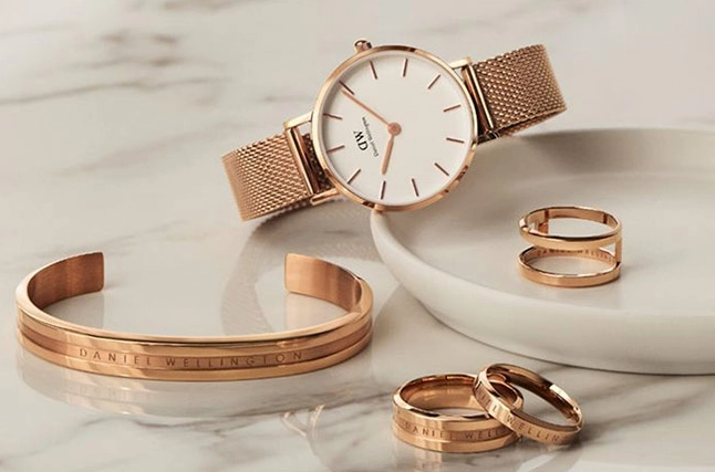 Đồng hồ Daniel Wellington của nước nào? Giải mã thương hiệu Thụy Điển Hình ảnh đồng hồ Daniel Wellington thanh lịch