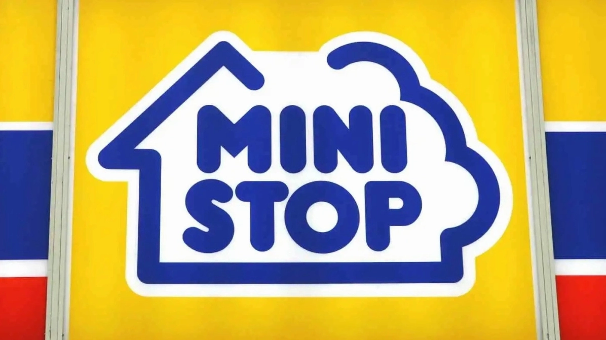 Không gian bên trong một cửa hàng Ministop hiện đại
