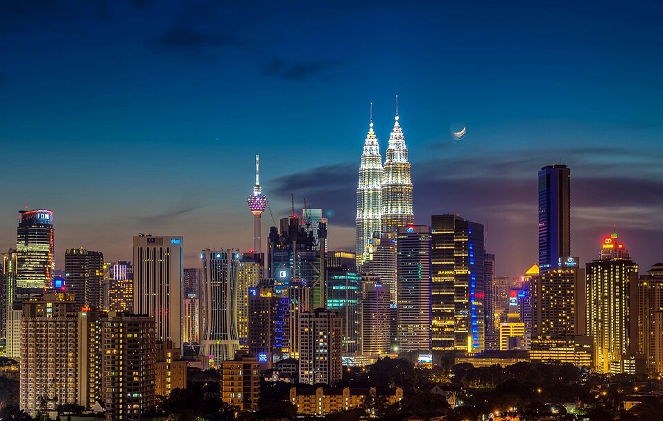 kuala-lumpur-cua-nuoc-nao-he-lo-bi-an-thu-o-soi-ong_938