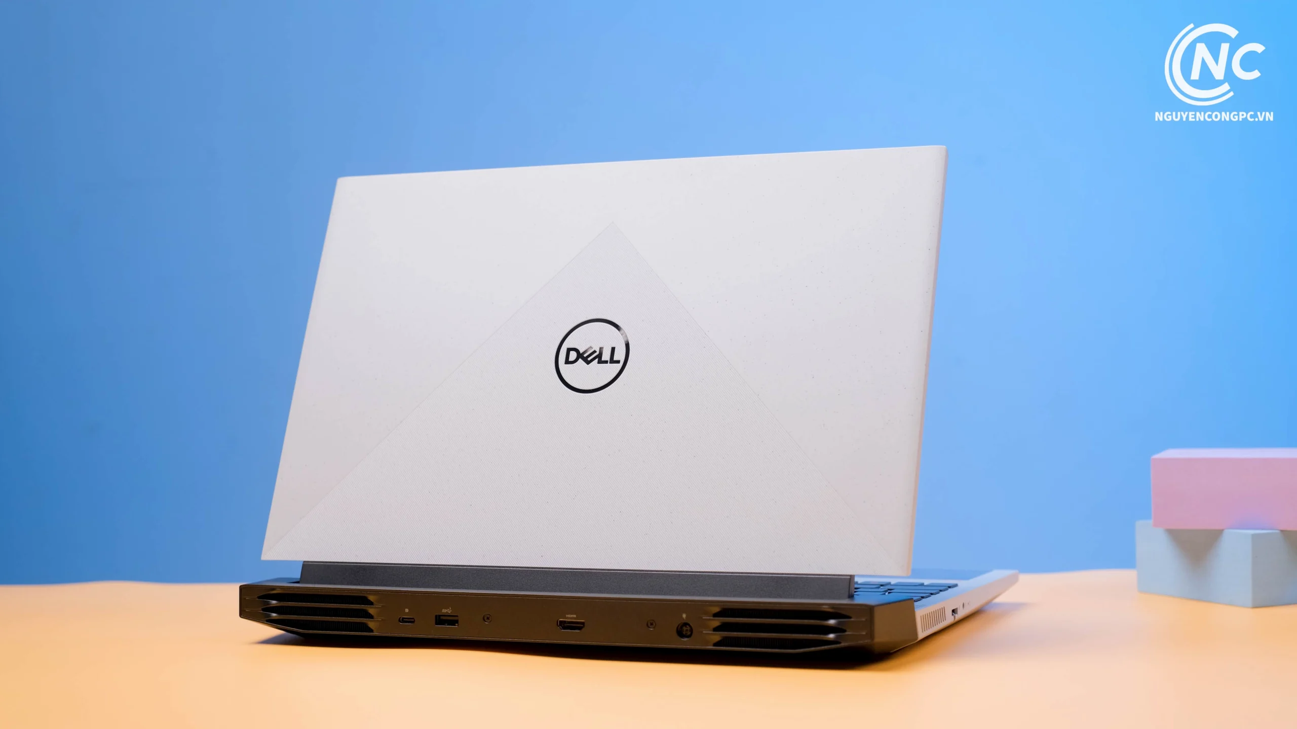 Dell của nước nào? Lịch sử hình thành và sự phát triển của thương hiệu Dell Laptop Dell Gaming