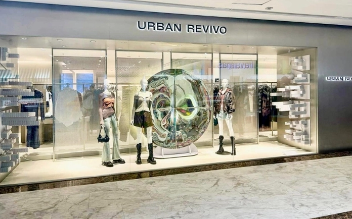 Urban Revivo của nước nào? Hé lộ nguồn gốc thương hiệu đình đám Mẫu thiết kế thời trang công sở của Urban Revivo