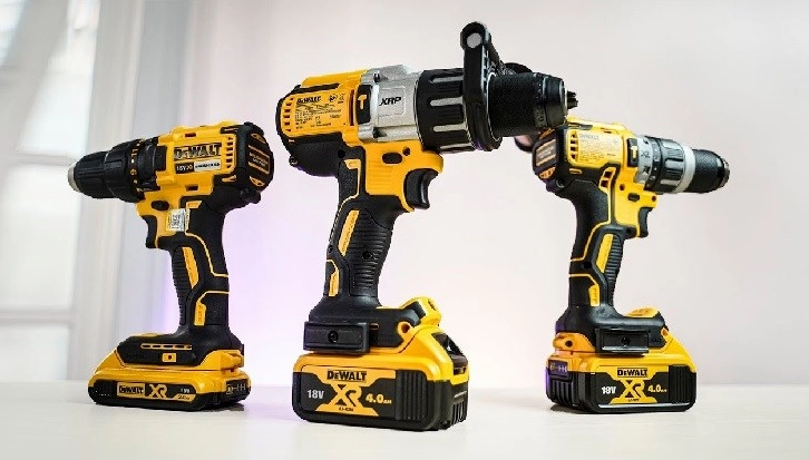 Người dùng Dewalt làm việc hiệu quả