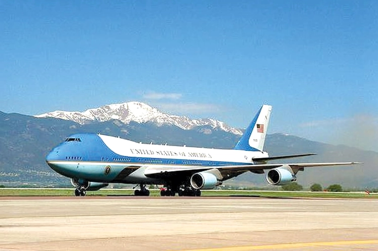 Nhà máy lắp ráp máy bay Boeing