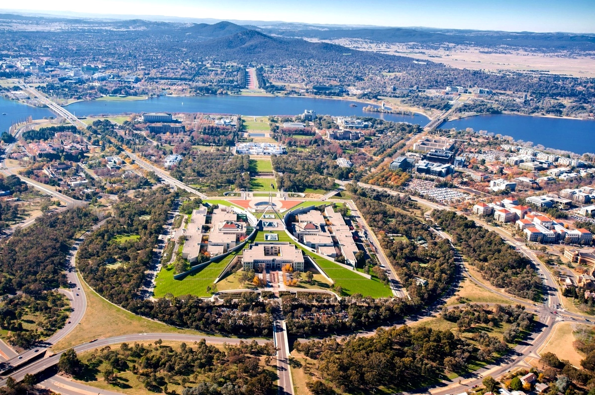 Quang cảnh thành phố Canberra nhìn từ trên cao
