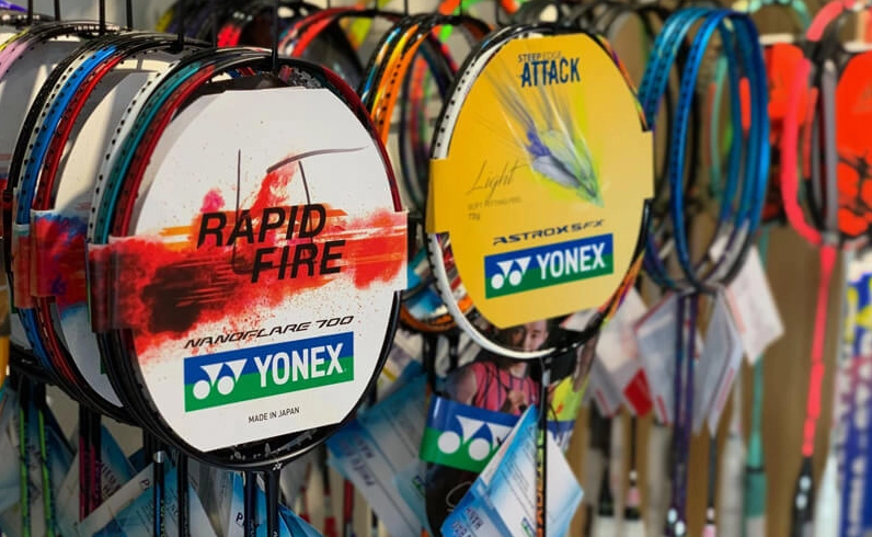 Yonex của nước nào? Khám phá nguồn gốc và lịch sử thương hiệu thể thao Sản phẩm của Yonex có chất lượng không