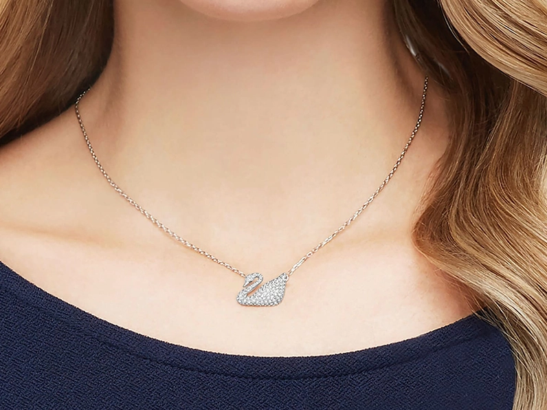 swarovski-cua-nuoc-nao-kham-pha-hanh-trinh-phat-trien-lung-l_796