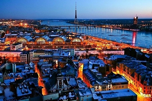 Latvia Là Nước Nào? Khám Phá Quốc Gia Baltic Đầy Tiềm Năng 2026 Thủ đô Riga, Latvia về đêm