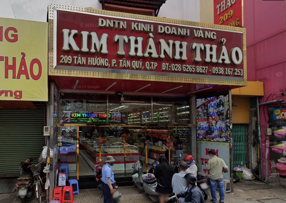 tiem-vang-kim-thanh-thao-2026-gia-vang-mau-trang-suc-kinh-ng_366
