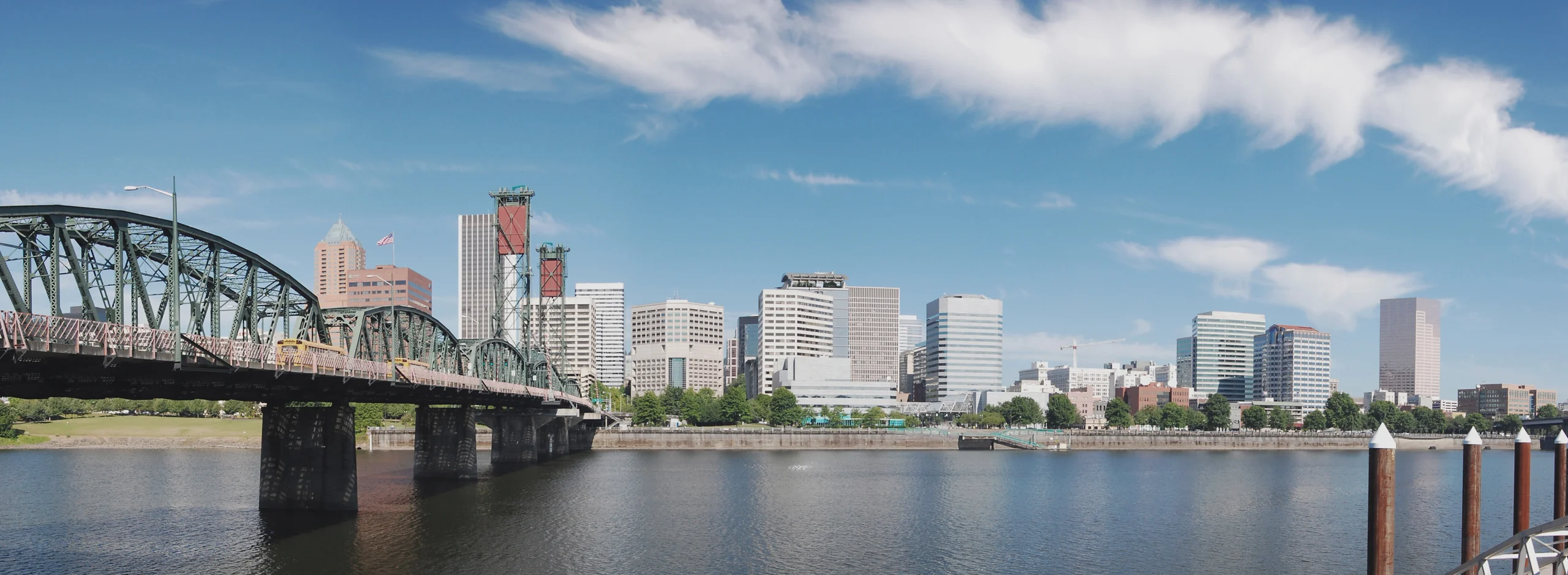 Toàn cảnh thành phố Portland nhìn từ xa