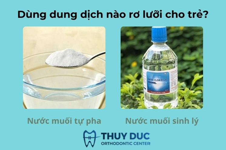 Trẻ sơ sinh được rơ lưỡi sạch sẽ